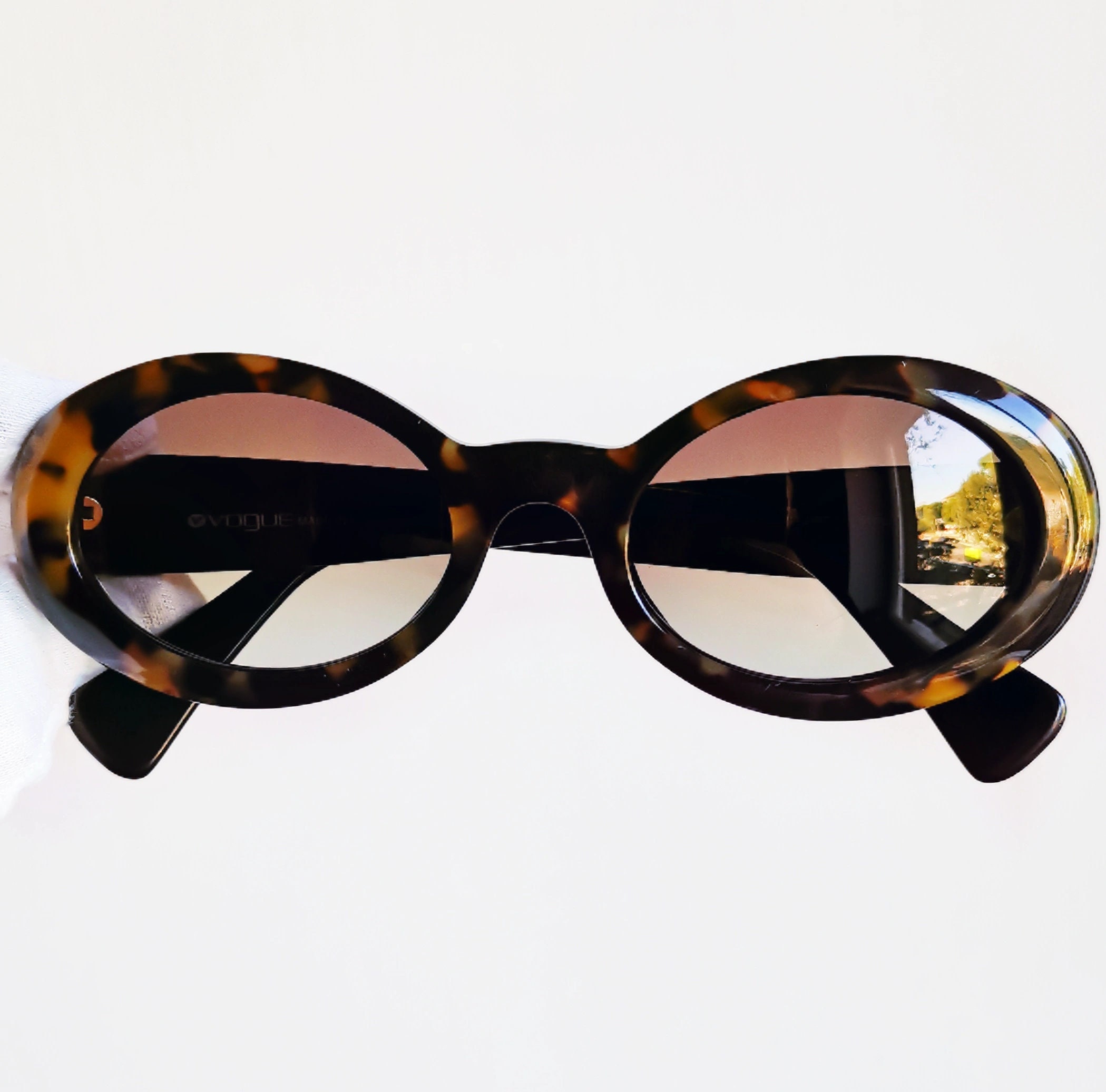 VOGUE Vintage Sunglasses Rare Oval Leopard Animalier Pattern -  Israel
