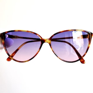 Occhiali da sole vintage PERSOL RATTI tartaruga marrone oro cateye ovali rari Rihanna Lady Gaga Kylie Jenner 09193 montatura viola lenti rosa nuovi NOS anni '80