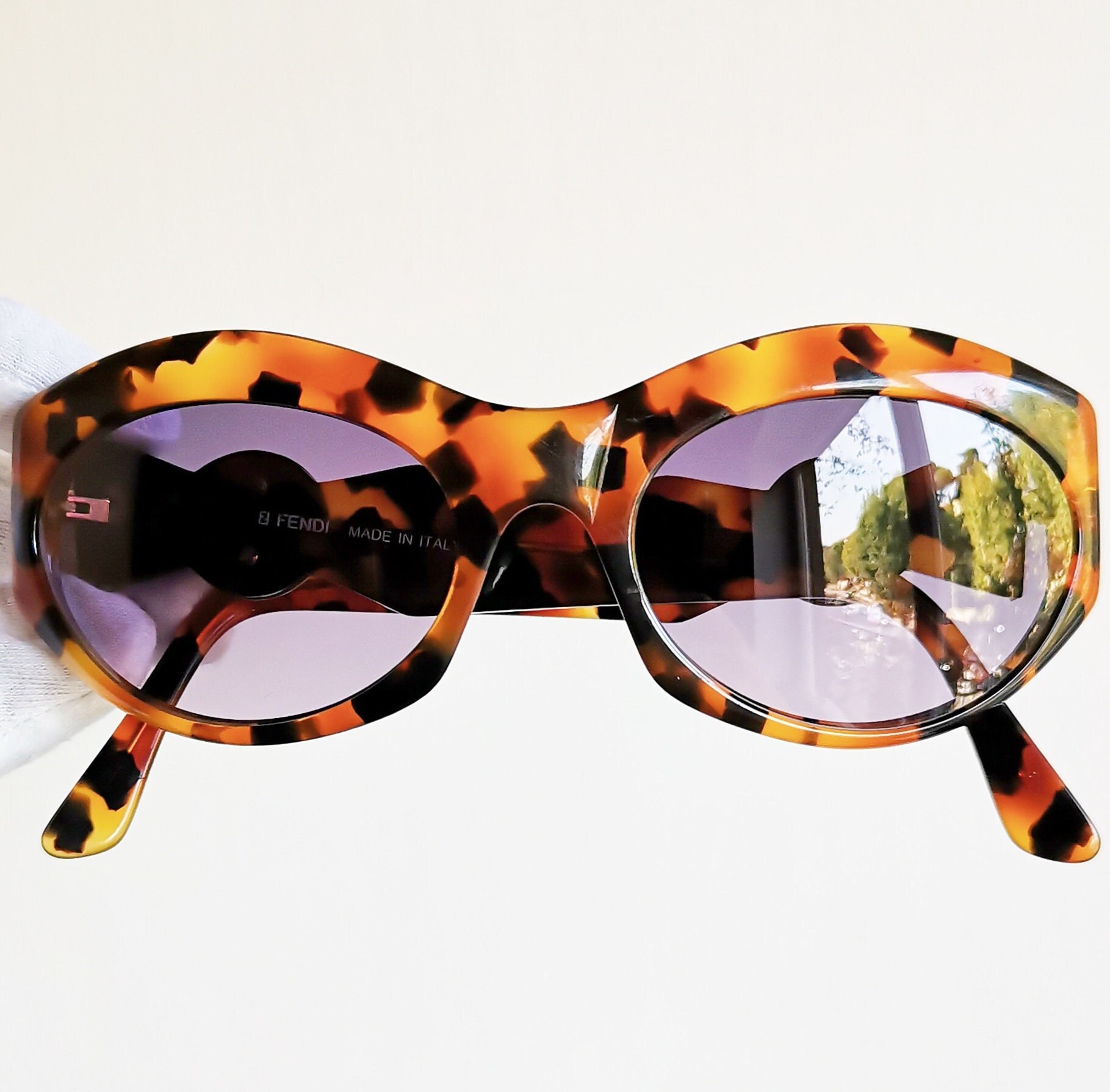 FENDI Vintage Sunglasses Oval Gold Ring Logo FF Brown FS229 Frame