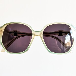 YVES SAINT LAURENT vintage Ysl-zonnebril zeldzame Parijs vierkante zeshoek witte parelblauw gemaakt in Frankrijk Flore Rihanna Lady Gaga frame nieuw nr. 80