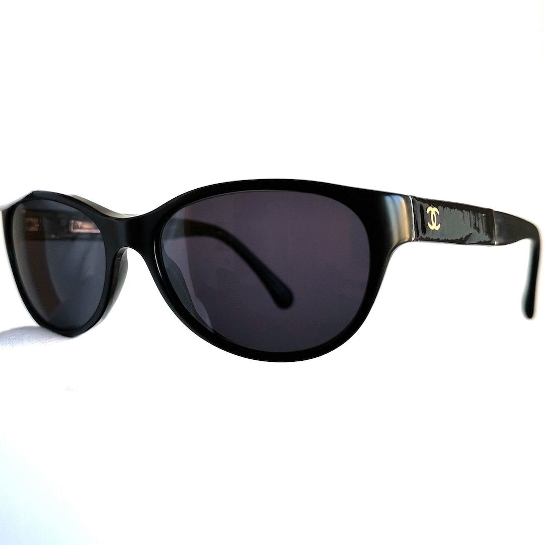 CHANEL Vintage Sunglasses Leather Insert Temple Oval Cateye