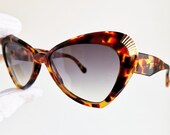 YVES SAINT LAURENT vintage sunglasses YSl rare tortoise brown cat eye gold triangle oval frame 6510 oversize butterfly gray lens Rihanna 90s
