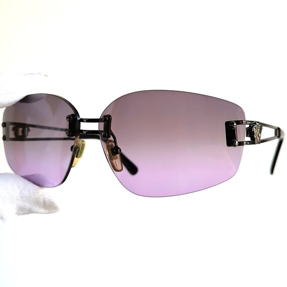 VERSACE Vintage Sunglasses Purple Black Oval Medusa Gray  display picture 1
