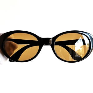 PERSOL RATTI vintage sunglasses oval cateye rockabilly black frame crystal amber lens Kylie Minogue Jenner Rihanna Lagy Gaga 50s 60s 70s 80s