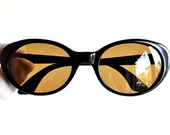 PERSOL RATTI vintage sunglasses oval cateye rockabilly black frame crystal amber lens Kylie Minogue Jenner Rihanna Lagy Gaga 50s 60s 70s 80s
