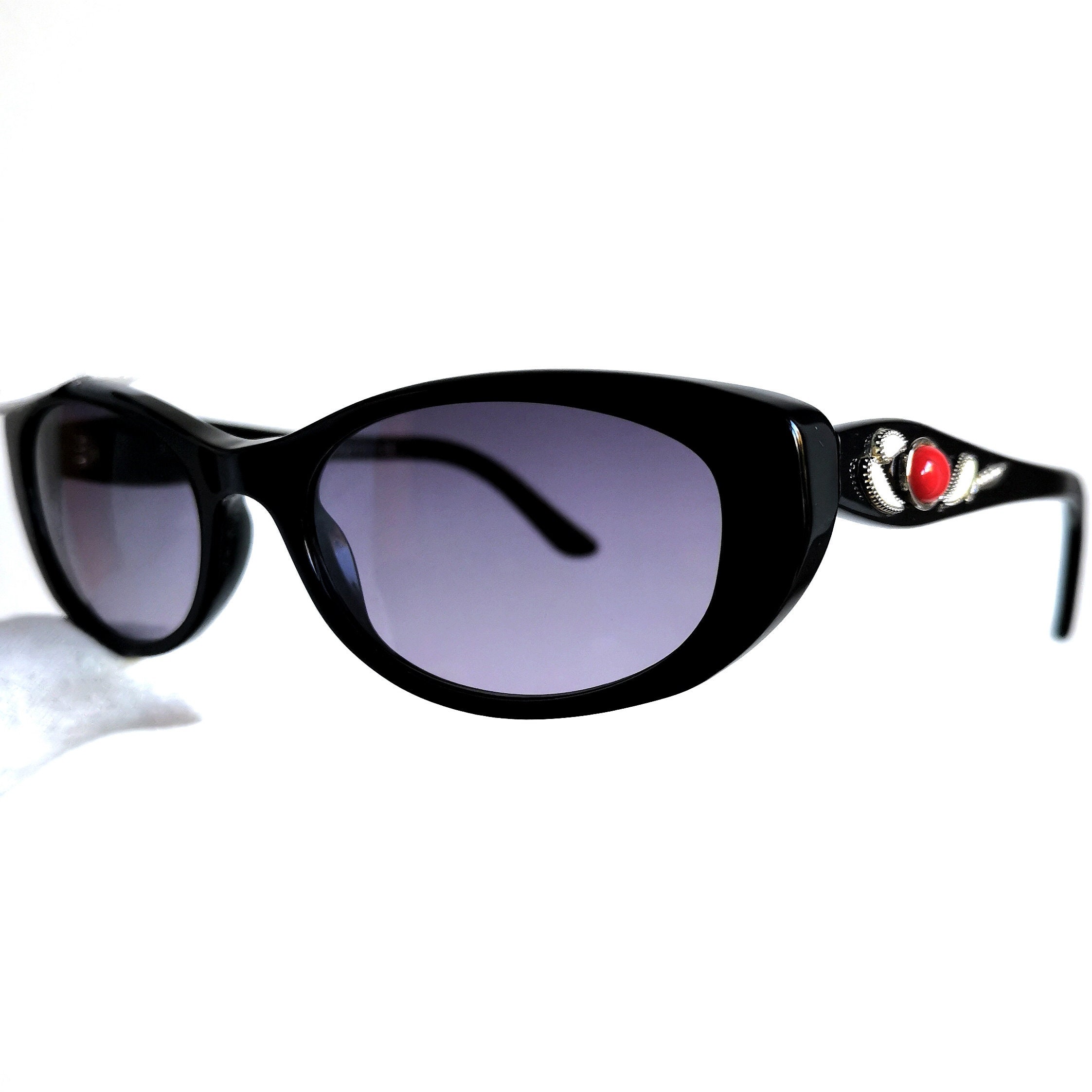 Bulgari Cat Eyes Black Sunglasses With Crystal Accent Authnetic Vintage Bvlgari Serpenti BV40001I Cat Eye Sunglasses | Fashion  main image 3