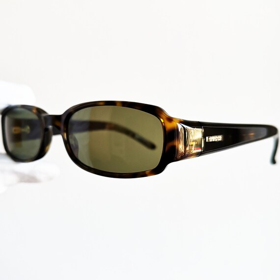 gucci sunglasses small