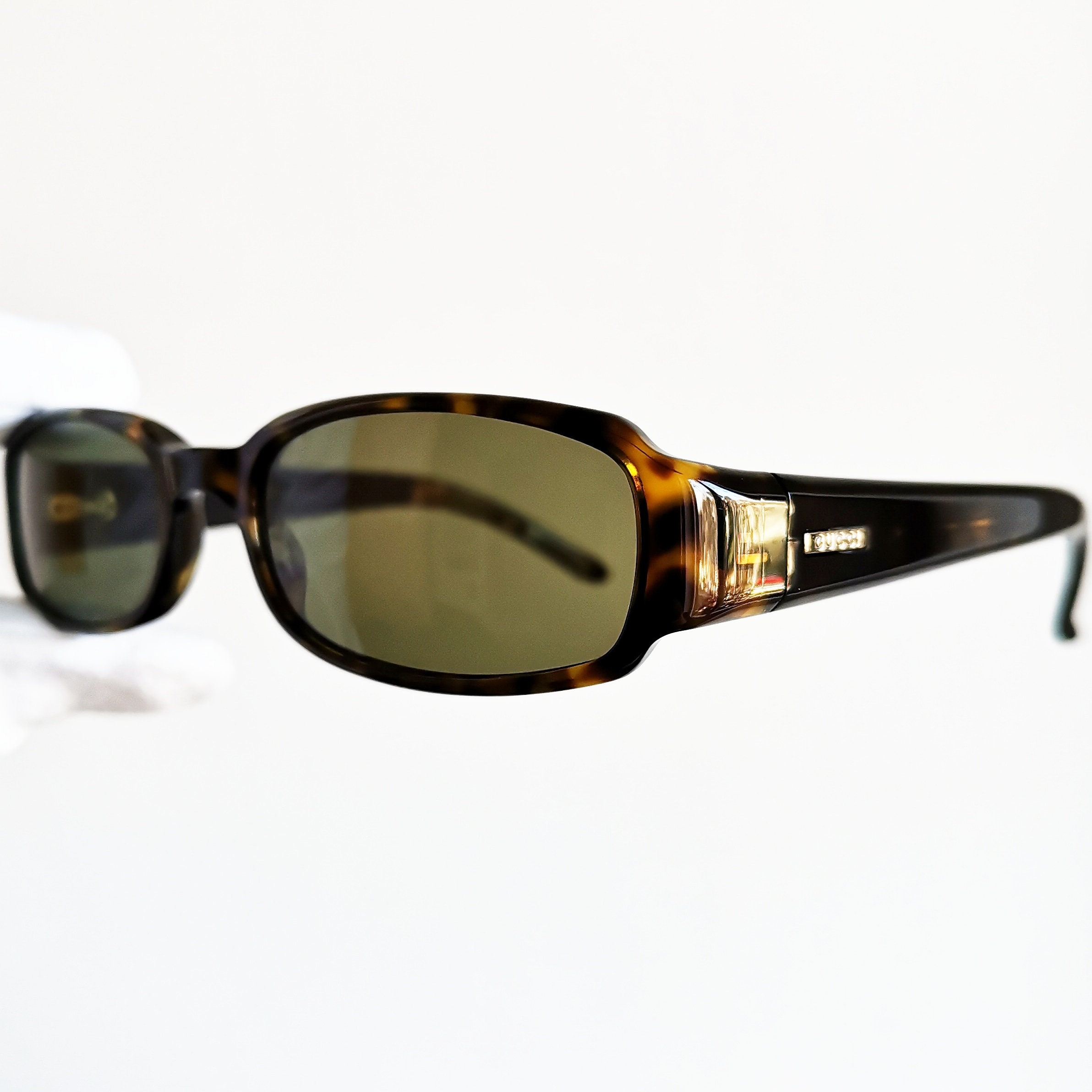 gucci small sunglasses