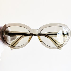 Clear vintage sunglasses rare transparent squared oval cateye odd wrap rockabilly gray smoke oversize butterfly big 70s frame crystal lens