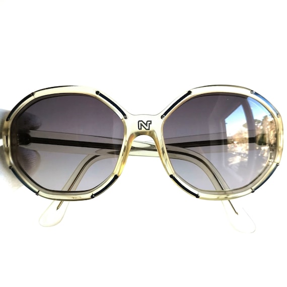 NINA RICCI 142-VMA 59-20 vintage Sunglasses square