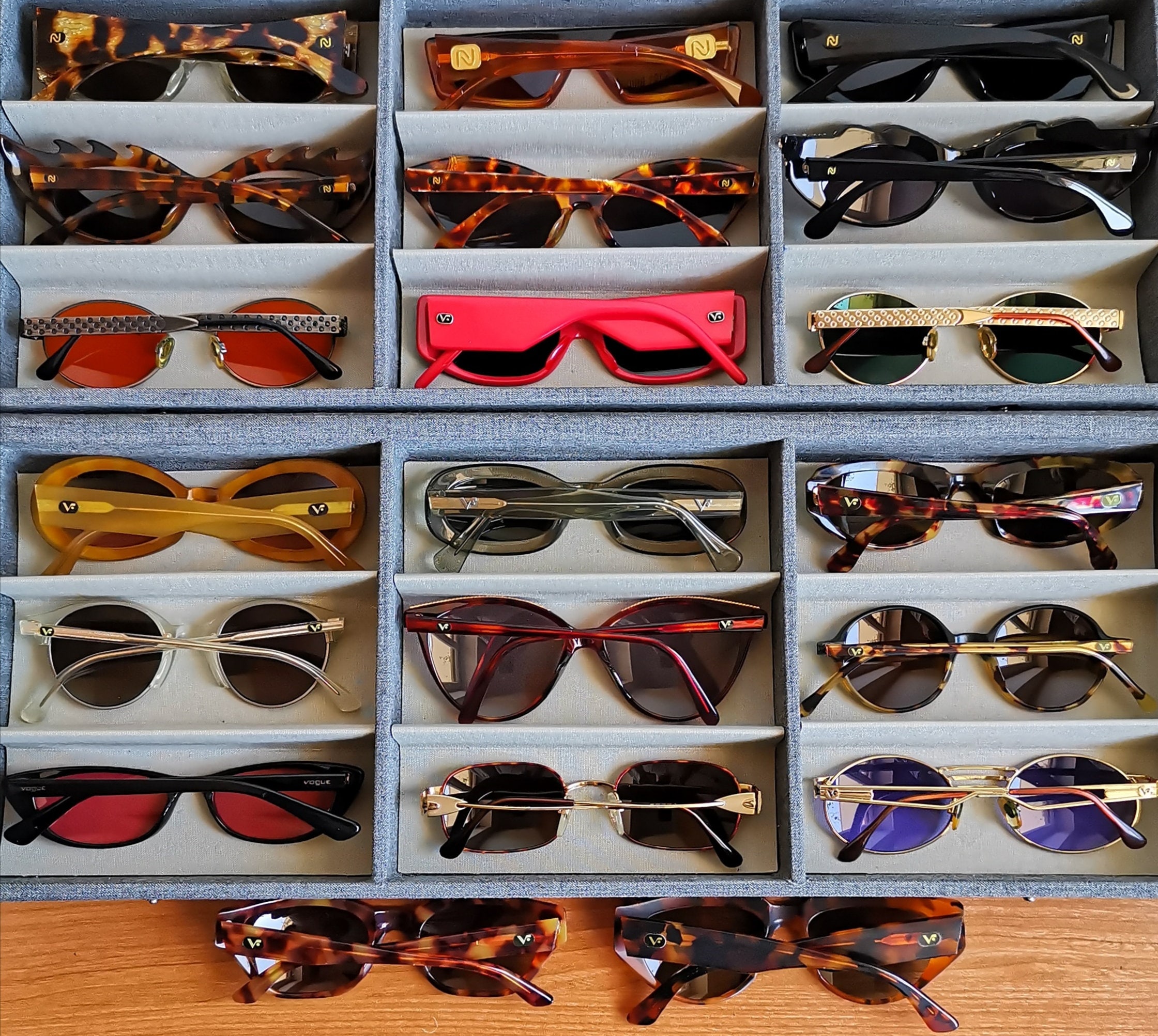 vogue レイニー VG251223_2_1024x1024.jpg?v=