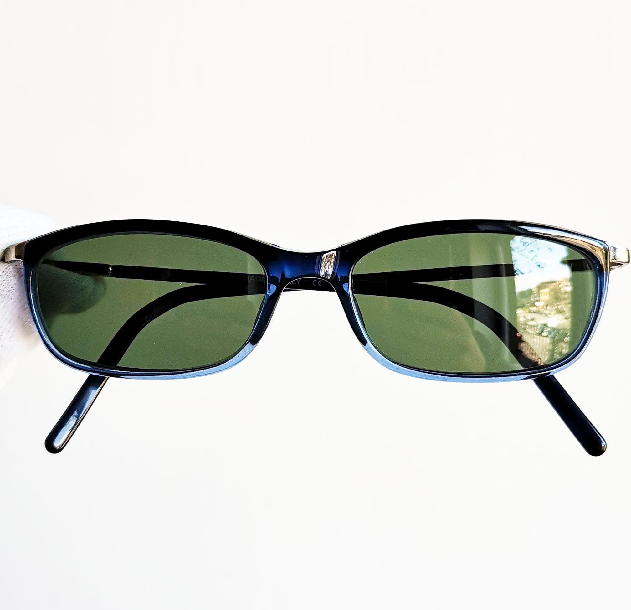 GUCCI Vintage Sunglasses Rare Oval Small Tiny Black Blue