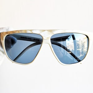 LAURA BIAGIOTTI vintage sunglasses rare square mask oversize big shield flat top white pearl browline 80s new light blue lens Cindy Crawford