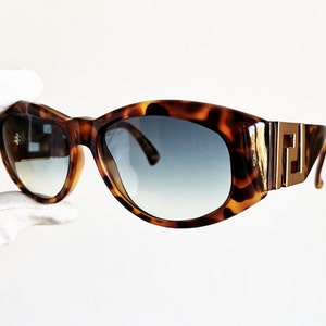 VERSACE vintage sunglasses rare T24 oval brown mask gold greek key genuine Gianni 90s Notorious Big Biggie Tupac Migos Rihanna new blue lens