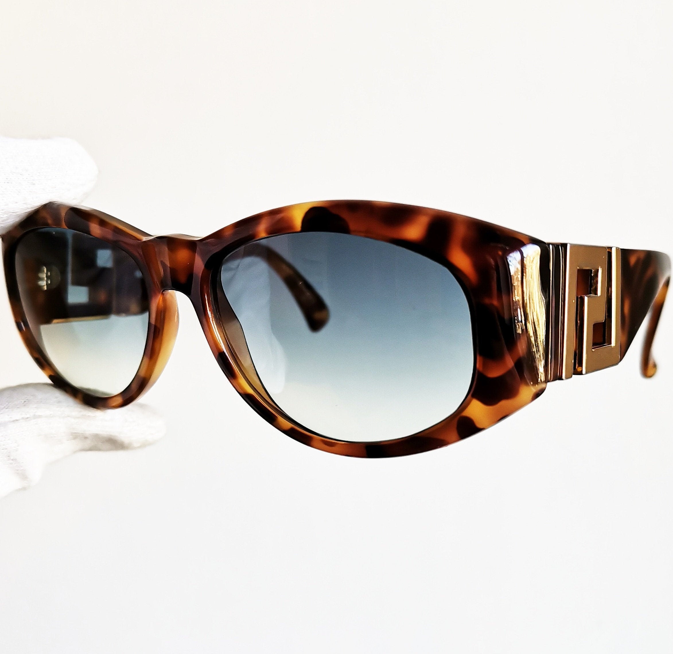 VERSACE Vintage Sunglasses Rare T24 Oval Brown Mask Gold VERSACE Vintage Sunglasses Rare T24 Oval Brown Mask Gold