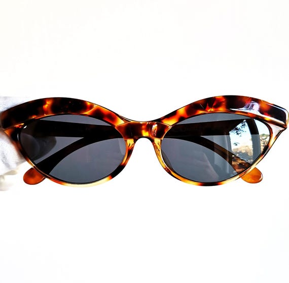NOUVELLE VAGUE Vintage Sunglasses Brown Cateye Frame  display picture 2
