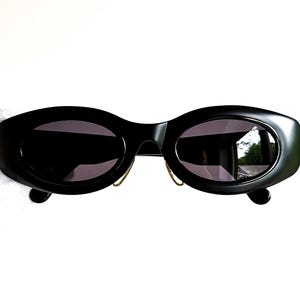 FENDI vintage Sonnenbrille selten oval kariert schwarze Maske 7136 ungerade Space Age Migos Designer Rihanna Kylie Jenner Lady Gaga Rahmen 90s y2k new NOS