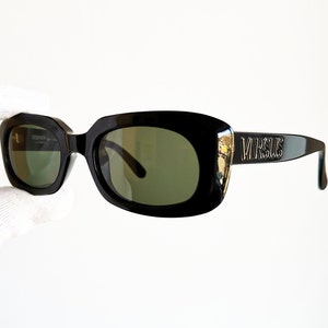 VERSACE vintage Sunglasses rare black oval frame Gianni VERSUS E33/B  square mask 90s Migos Rihanna Lady Gaga designer Kylie Jenner