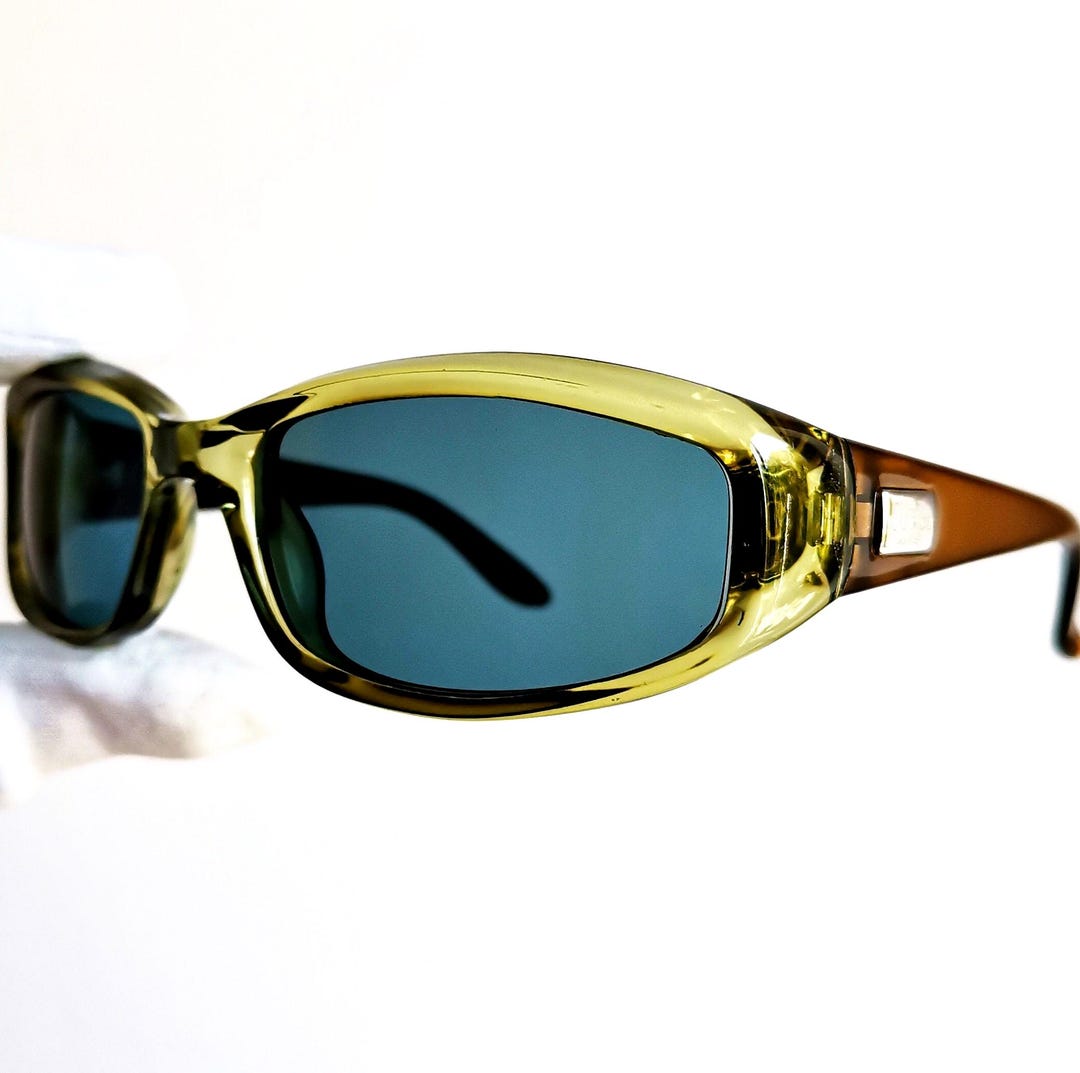 GUCCI レディース　サングラス　ユーズド グッチ GUCCI サングラス アイウェア レディース 56サイズ