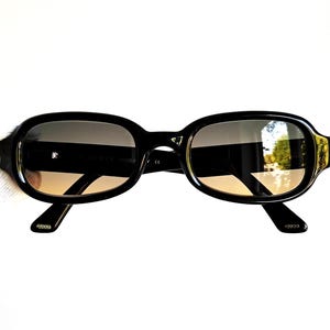 GUCCI vintage sunglasses oval black rectangular GG1156 rare 90s y2k Migos designer Rihanna Bella Hadid small icon frame New gray orange lens