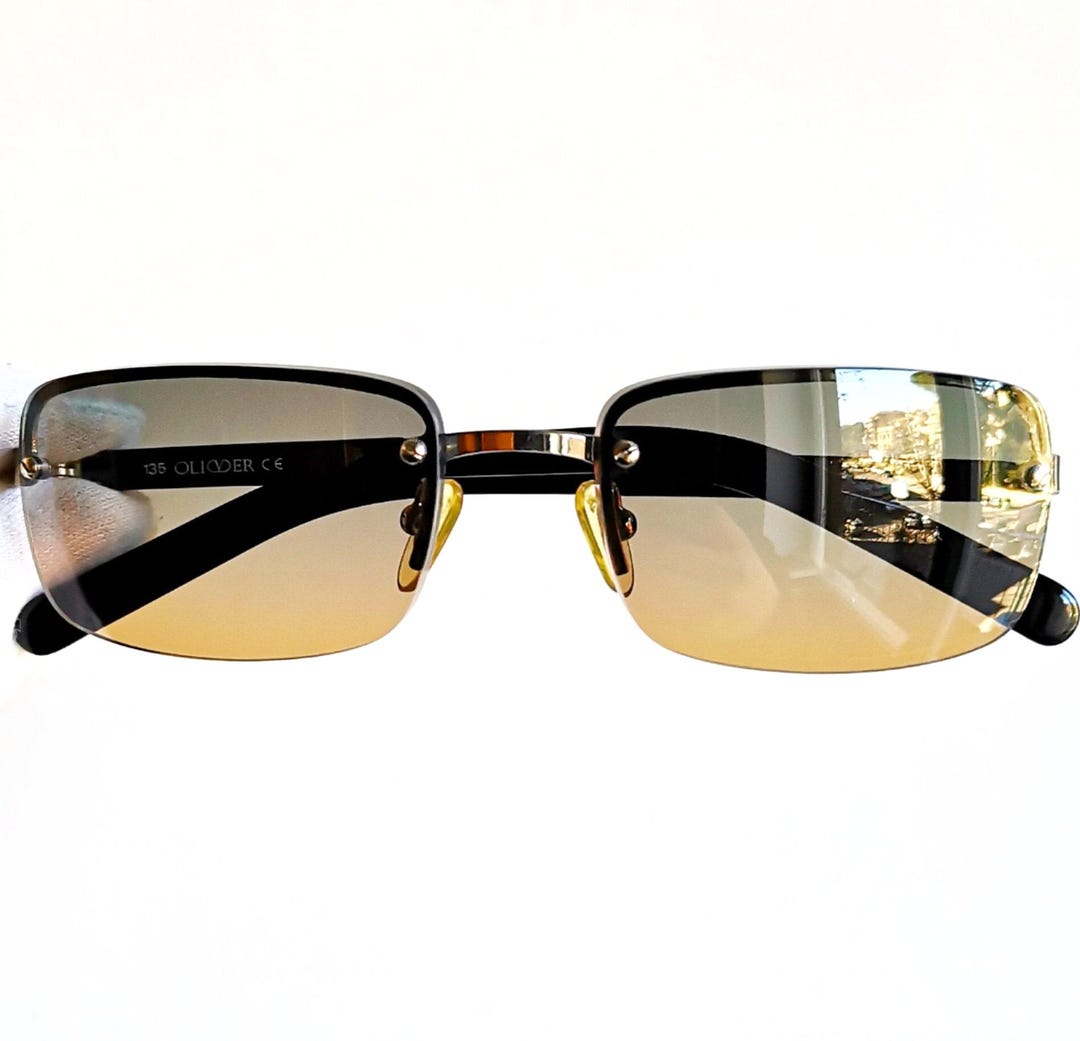 OLIVER by Valentino Vintage Sunglasses Rectangular Oval  display picture 2