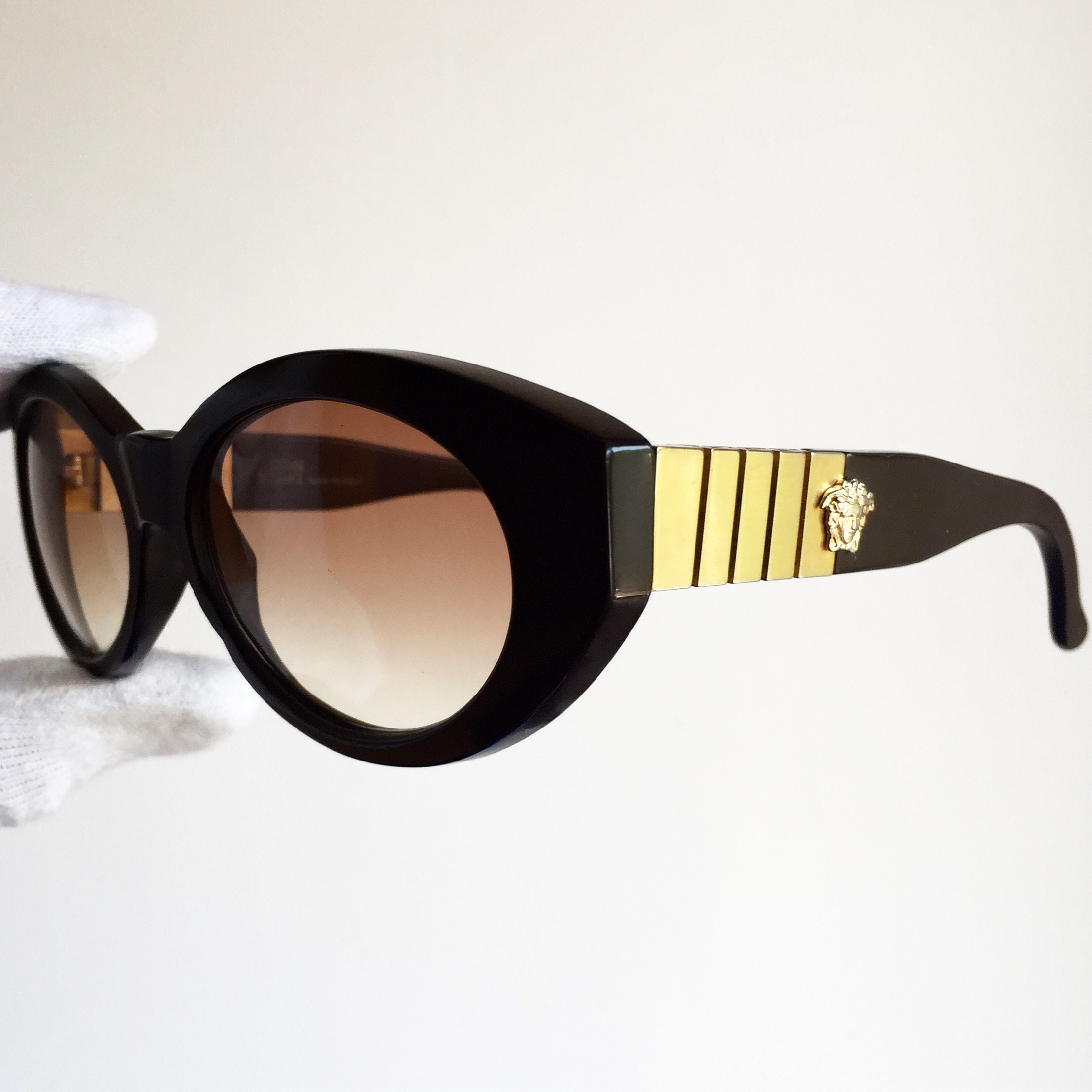 VERSACE Vintage Sunglasses Rare 480/B Oval Gold Greek Key VERSACE Vintage Sunglasses Rare 480/B Oval Gold Greek Key
