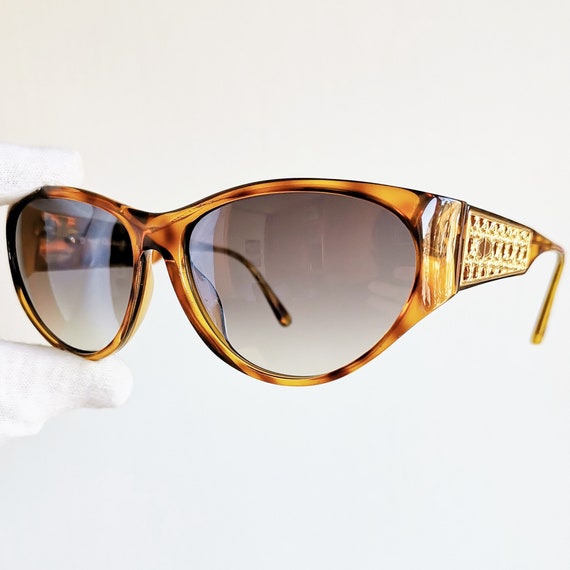 Dior Tortoiseshell Arms Sunglasses with Gold Accents - Brown Lenses 30MS10FXR10A1_SBG_E03-3?$  main image 4