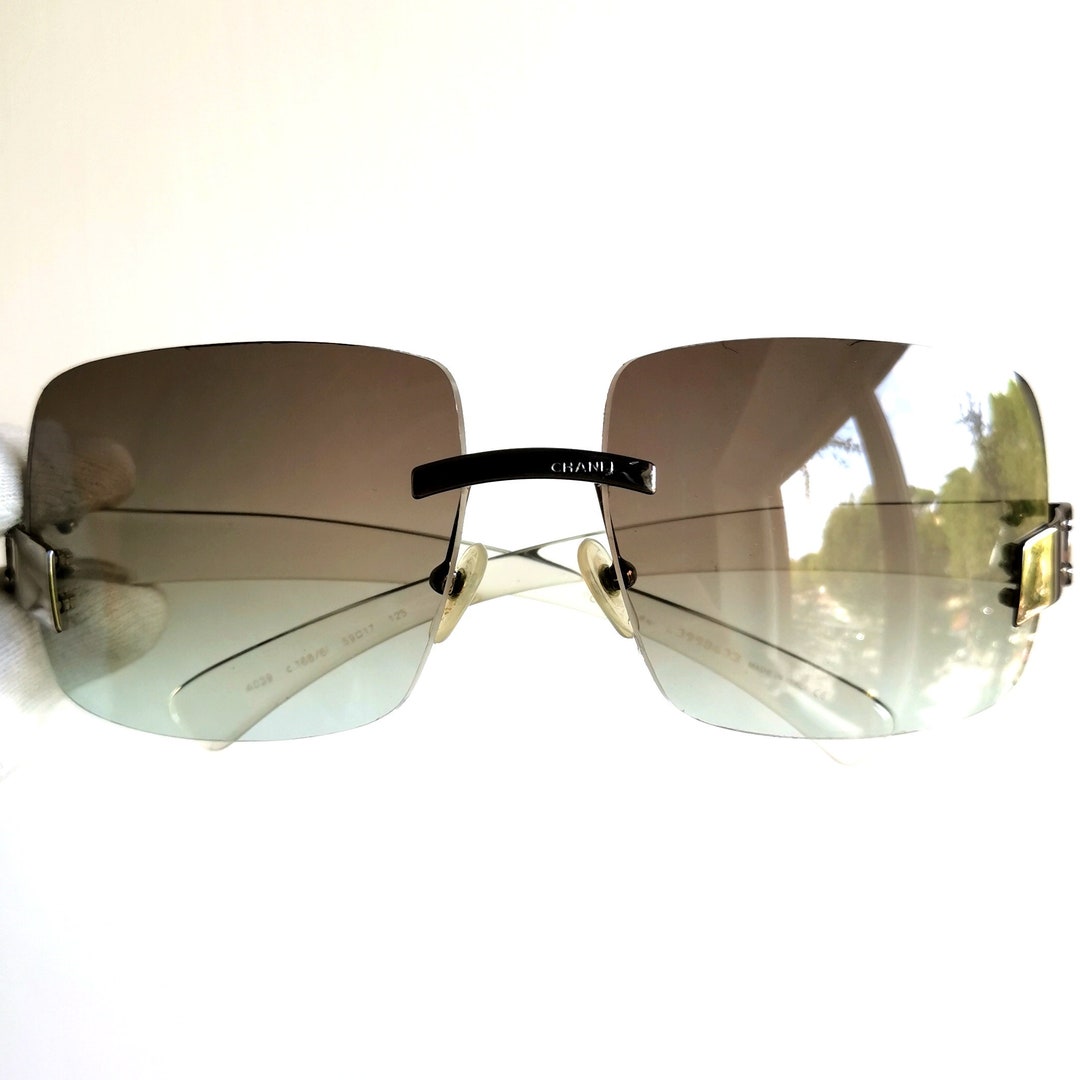 Vintage Gianni Versace Sunglasses Mod 372/N For Sale at 1stDibs