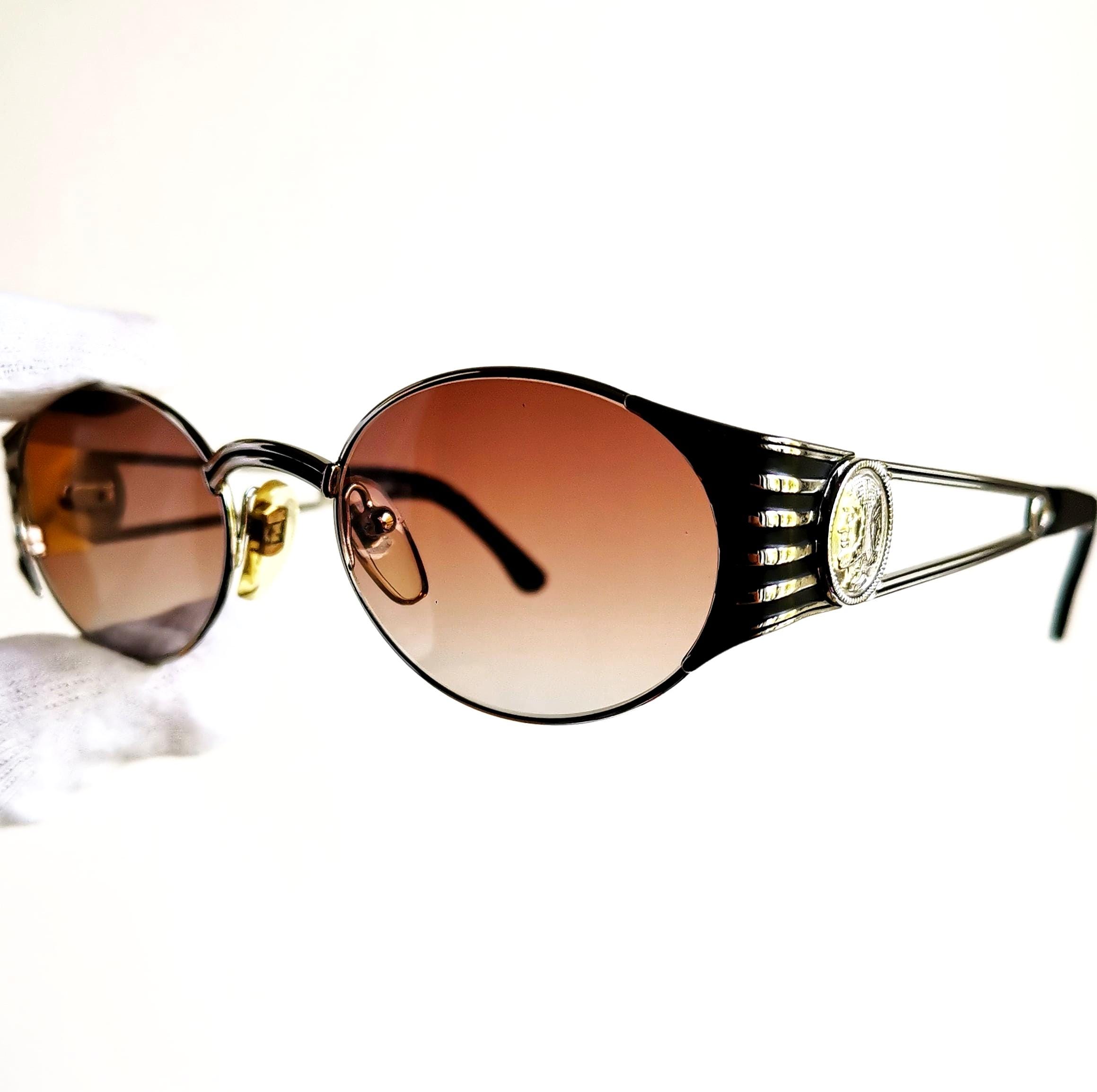 FENDI Vintage Sunglasses Rare Oval Silver Black FS300 Round