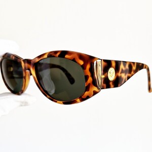 Occhiali da sole vintage VERSACE rari 4V4 ovali quadrati con mascherina dorata medusa Gianni anni '90 Notorious Big Migos 2Chainz Tupac animalier montatura marrone tartaruga