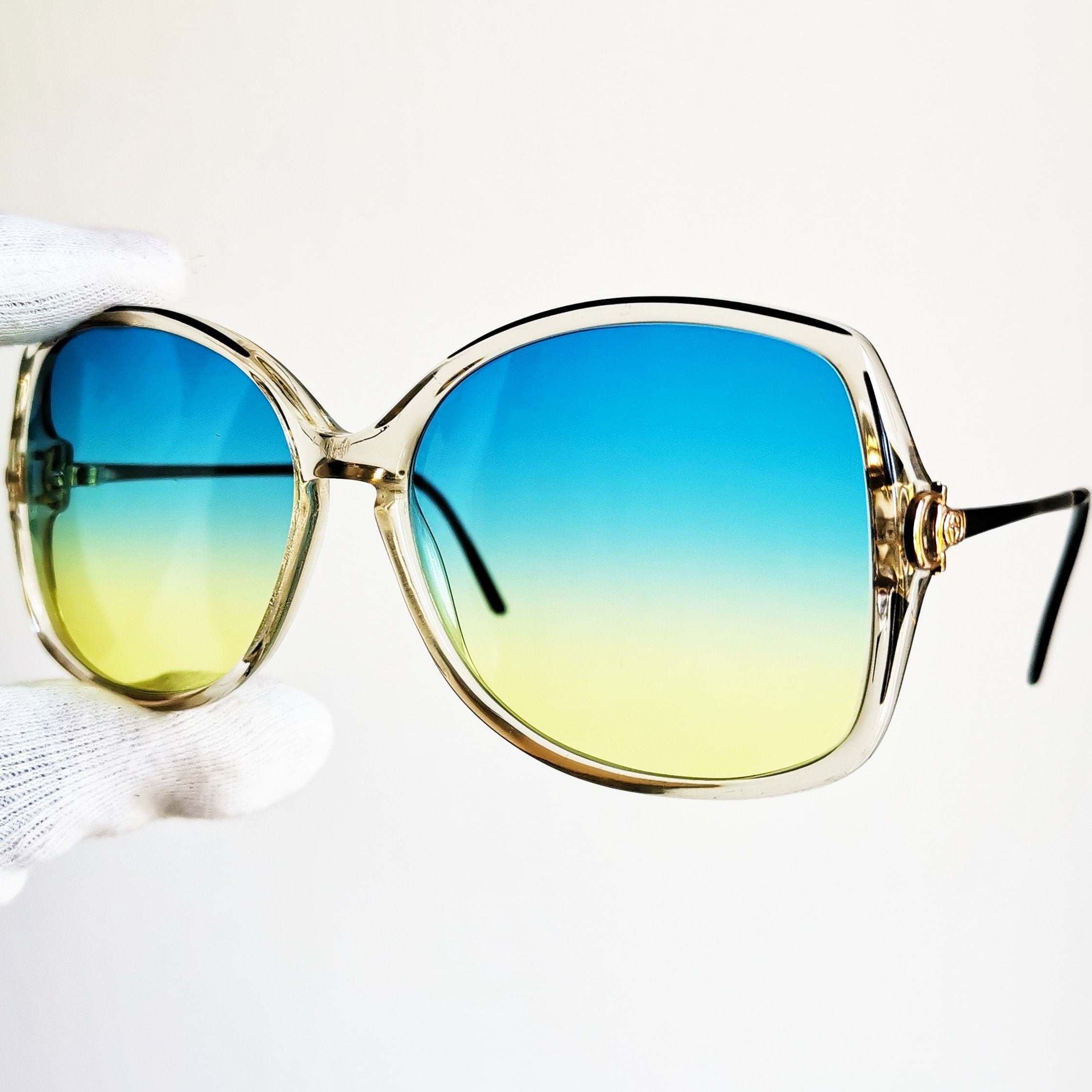 GUCCI Square Sunglasses Vintage Rare Clear Black Gold GG2304