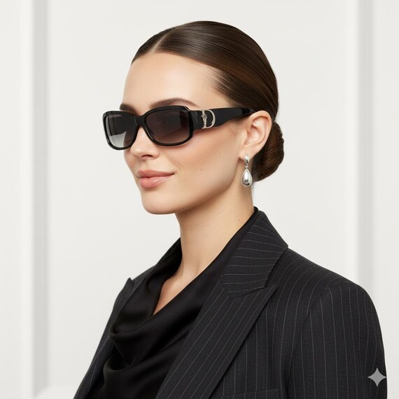 DIOR Vintage Sunglasses Gray Black Silver Belt Square  display picture 1
