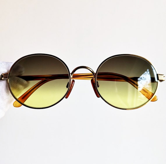VALENTINO Vintage Sunglasses Rare Gold Round Tortoise Brown 