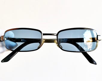 GUCCI Vintage Sunglasses Small Oval Rectangular GG1371 Silver