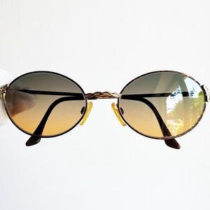 Occhiali da sole vintage YVES SAINT LAURENT rari, ovali color oro tartaruga marrone Ysl 4079 Migos, designer Rihanna Kylie Jenner, montatura nuova, lenti arancioni, anni '90