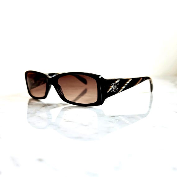 CHANEL Vintage Sunglasses Rectangular Black White Brown Horn Bella