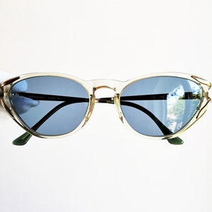 イヴ・サンローラン ヴィンテージ サングラス レア クリア ゴールド グリーン ブルー オーバル キャットアイ YSL 5023 ミーゴス リアーナ レディー ガガ カイリー ジェンナー フレーム 新品 90年代