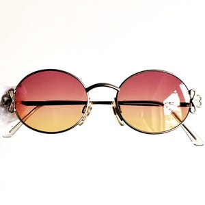 FENDI vintage sunglasses rare oval round frame FENDISSIME F074 matte gold heart love flowers Rihanna Lady Gaga pink orange lens new NOS 90s