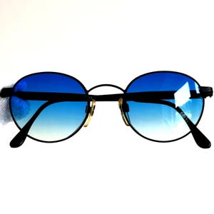 VOGUE Vintage runde Sonnenbrille schwarz gold Steampunk Goth VO3052 Rahmen Tupac Bad Bunny Migos Rihanna John Lennon Bella Hadid 90s blaue Linse