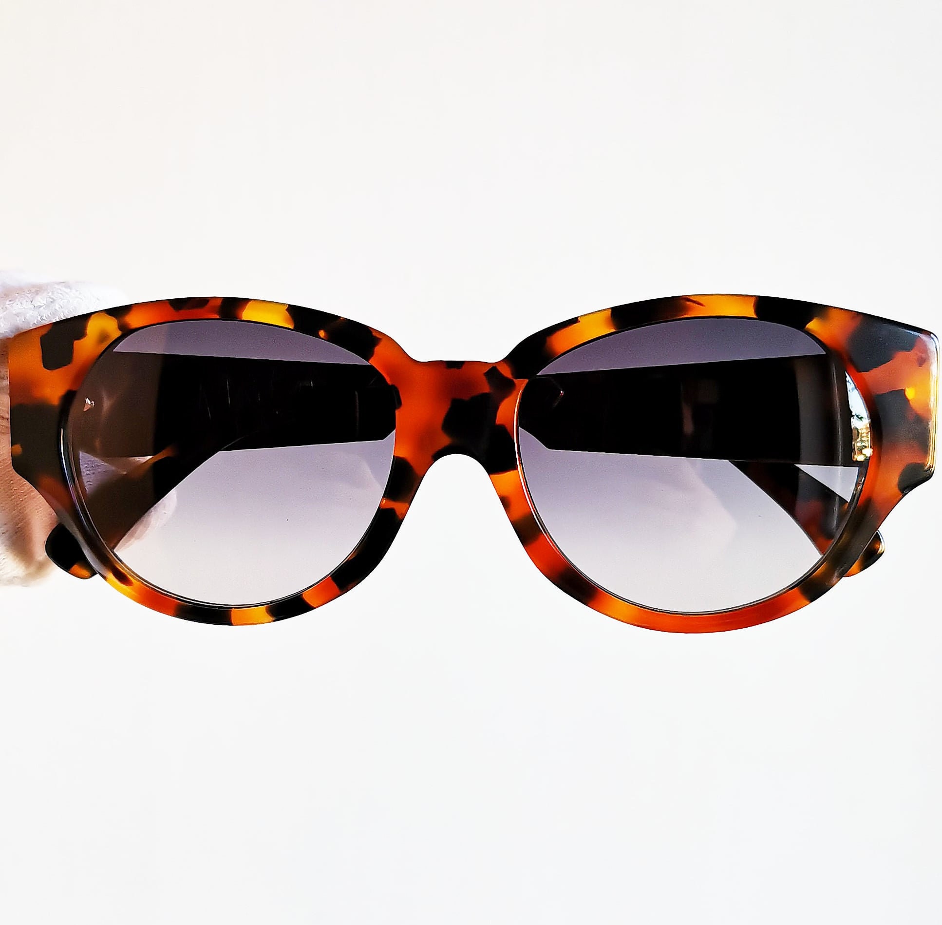 Claude Montana Tortoise Gold Tone Flame Sunglasses Claude MONTANA Vintage Sunglasses Engraved Gold Temple  main image 2