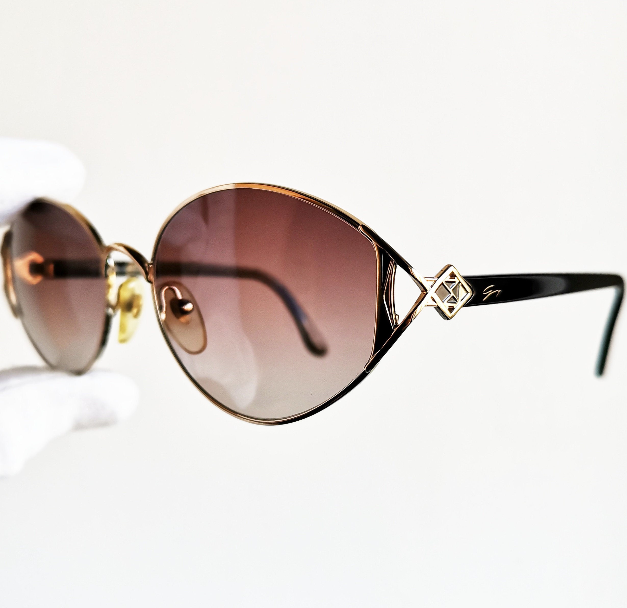 versace retro sunglasses