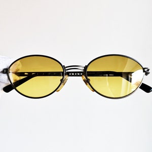Occhiali da sole vintage MOSCHINO by PERSOL ovali rari cuore love steampunk Tupac MM545 Migos Rihanna montatura firmata nuova lente a specchio gialla NOS anni '90