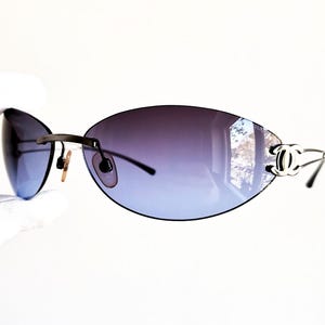 CHANEL Vintage Sunglasses White Silver Rare Oval Square CHANEL Vintage Sunglasses White Silver Rare Oval Square