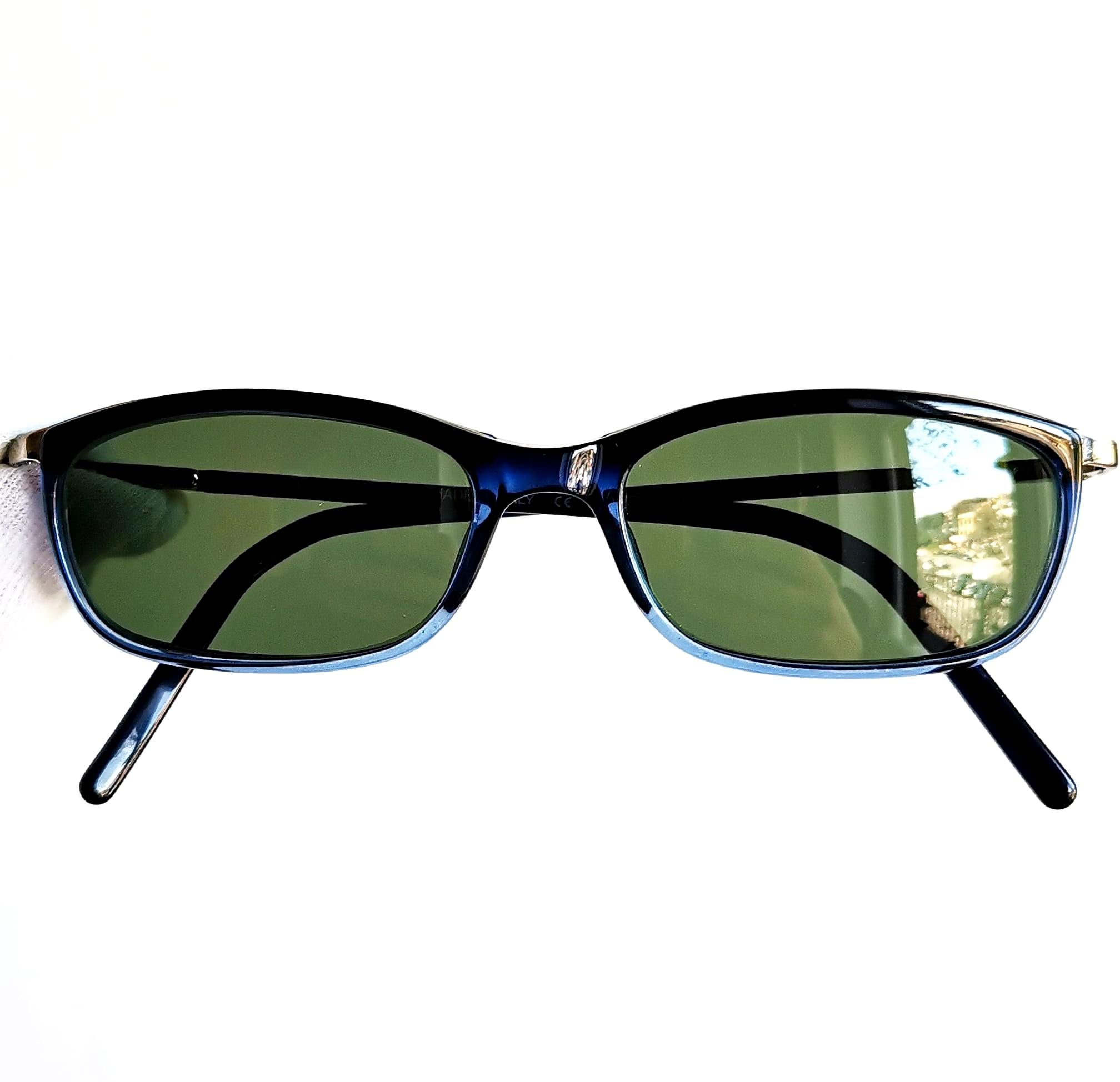 GUCCI Vintage Sunglasses Oval Small Tiny Blue Silver GG1376