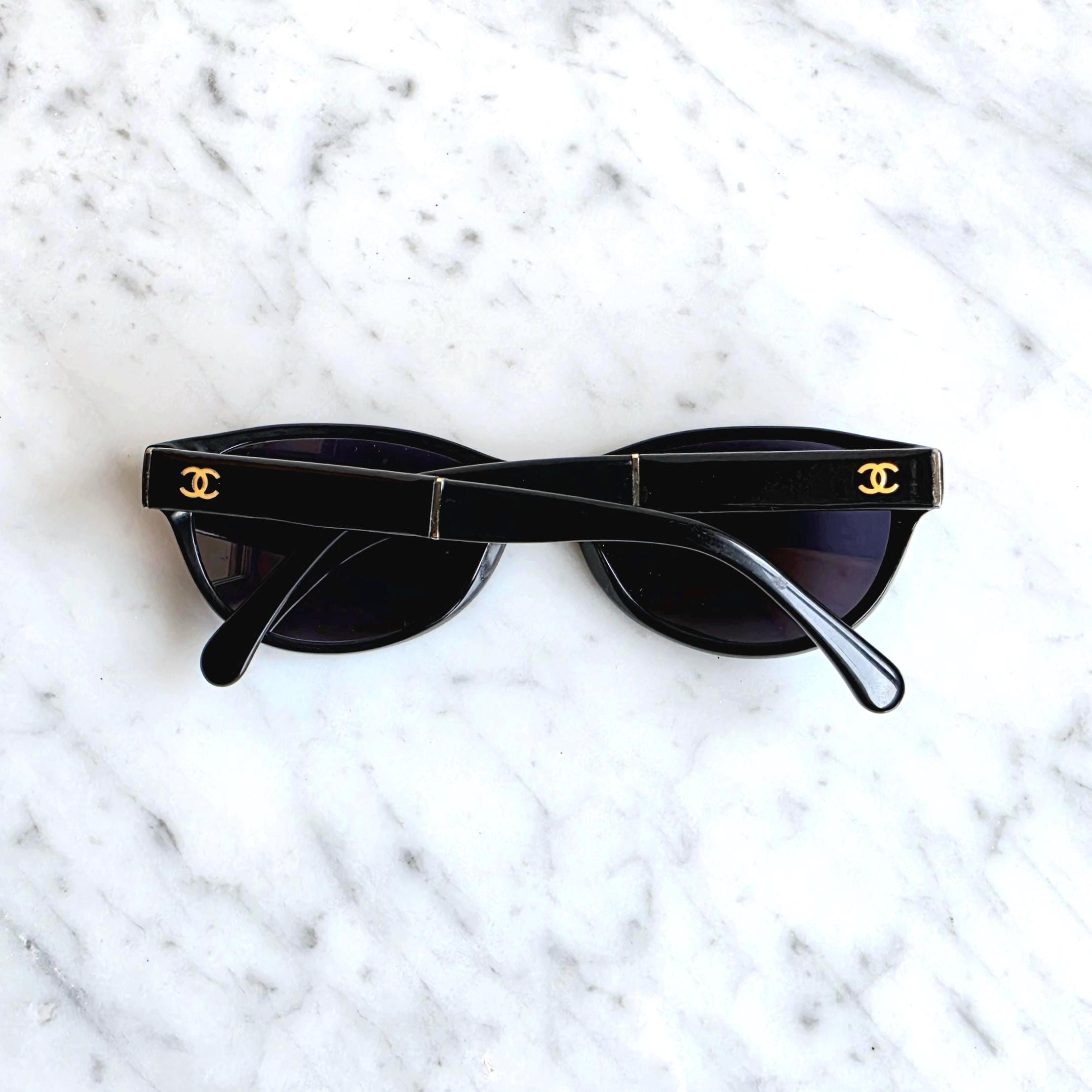 CHANEL Vintage Sunglasses Leather Insert Temple Oval Cateye Black