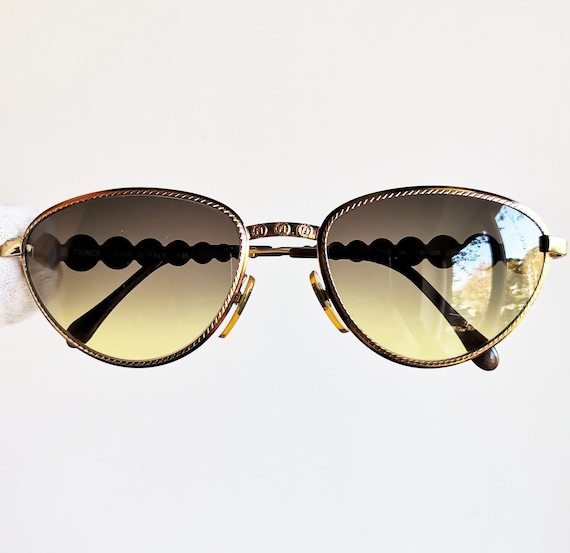 fendi zodiac sunglasses