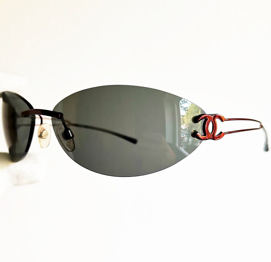 CHANEL Sunglasses Vintage Rare Oval Red Cherry Frame Wrap