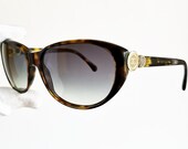 CHANEL vintage sunglasses rare oval cateye tortoise brown frame gold CC Bouton collection 5190 new lens y2k Rihanna Kylie Jenner Lady Gaga