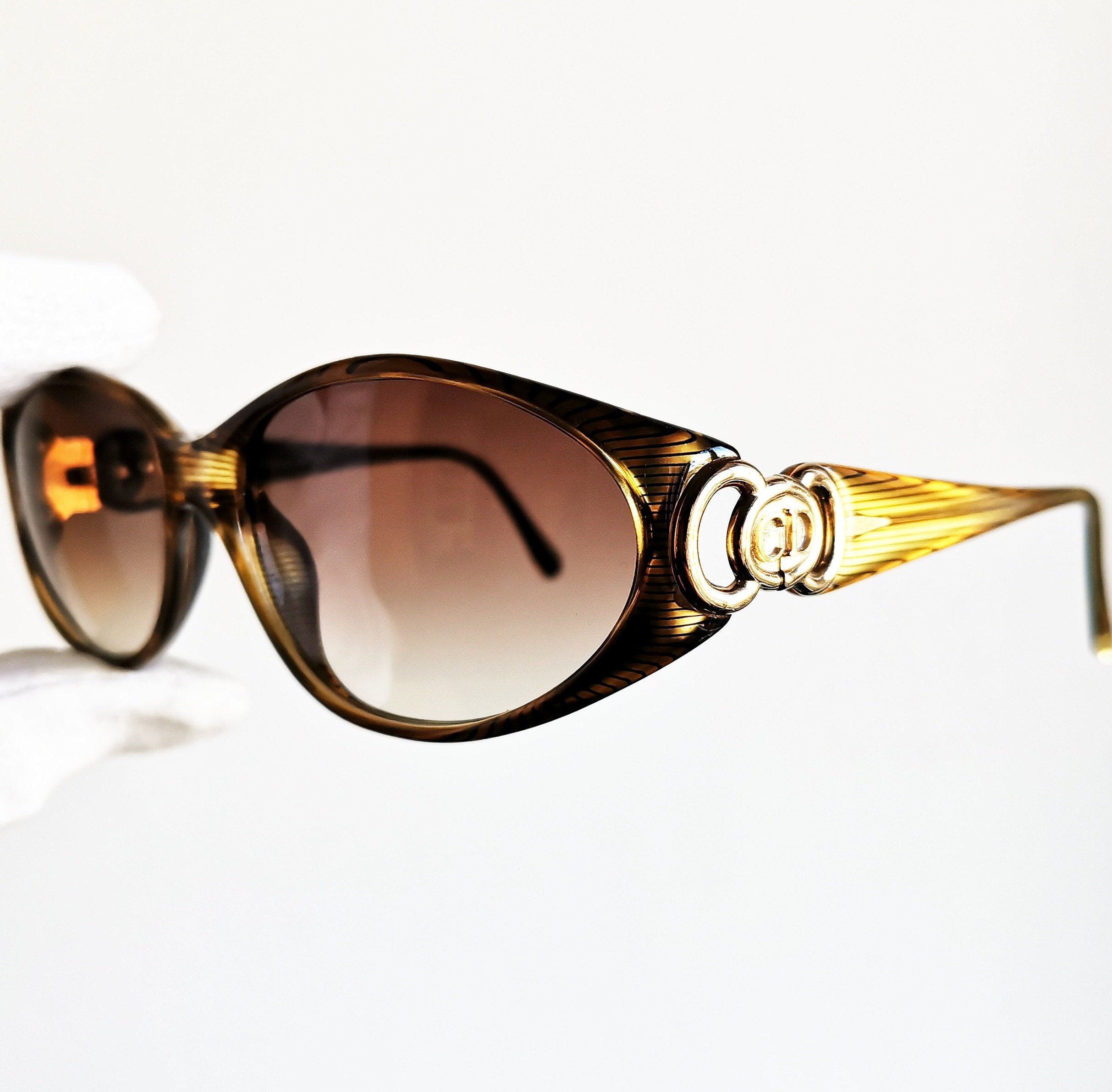 Vintage Christian Dior 2851A Black Gold Sunglasses Oval Wrap 90s Archival Optyl Christian Dior 2021A 90 – Vintage Frames Company main image 3