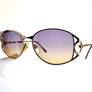 VALENTINO vintage sunglasses gold aviator cateye V365 Migos Rihanna Kylie Jenner rhinestone strass frame new purple yellow lens 80s 90s VLTN